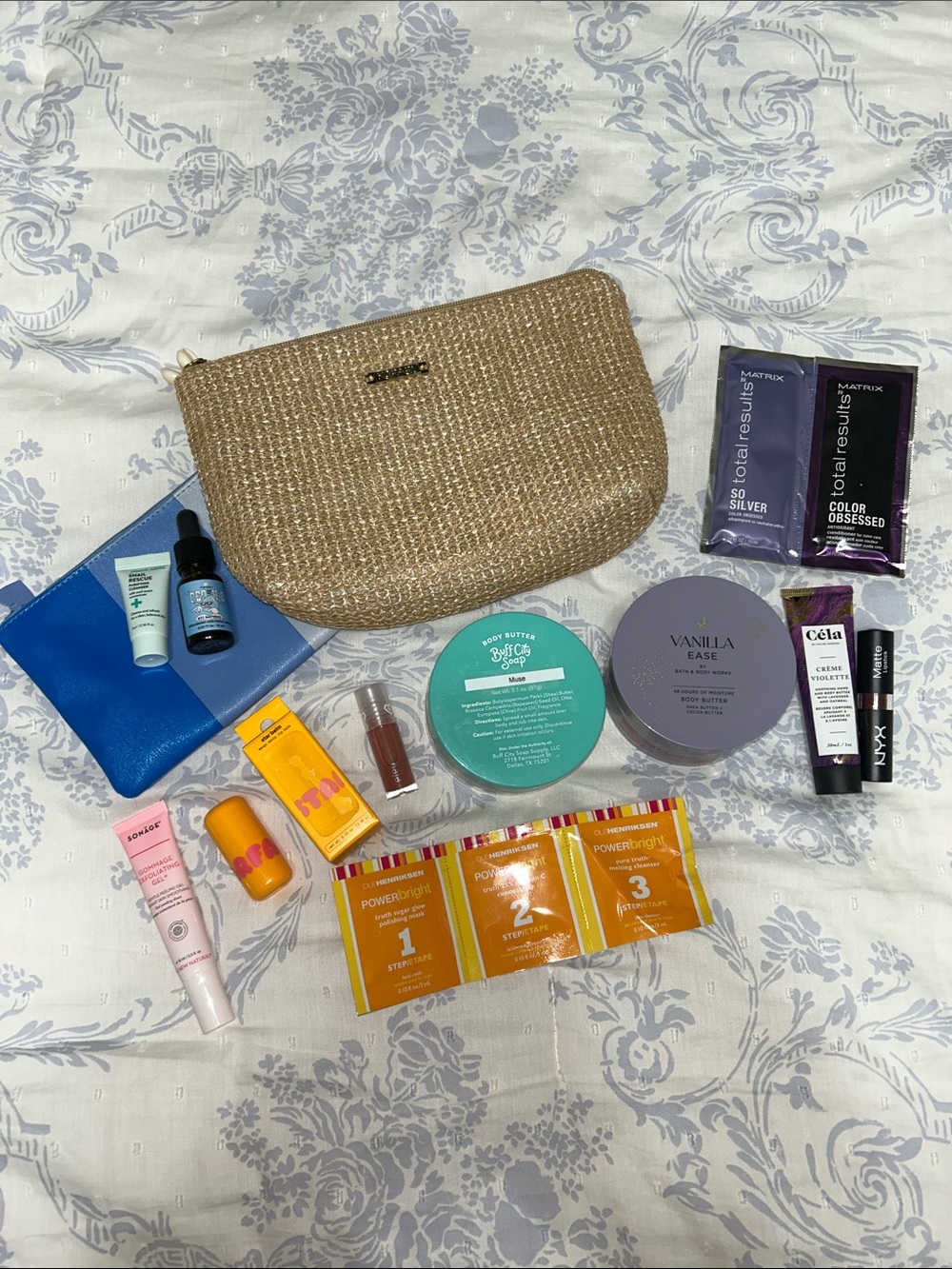 Kopari Beach Makeup Bag with Buff City Soap, Olehenriksen, & more Set